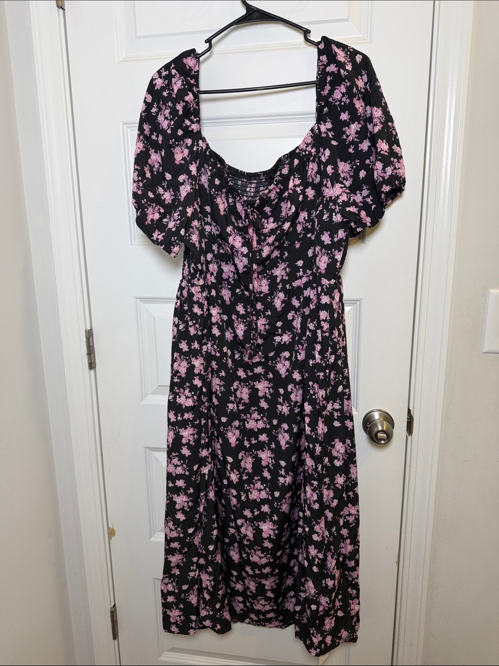 Plus Size Black & Pink Floral Midi Dress - Women's Puff Sleeve size 22 tag 5x